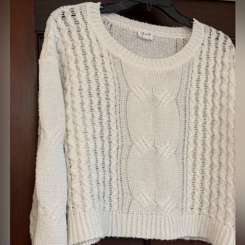 Le Lis Cream Cable Knit Sweater